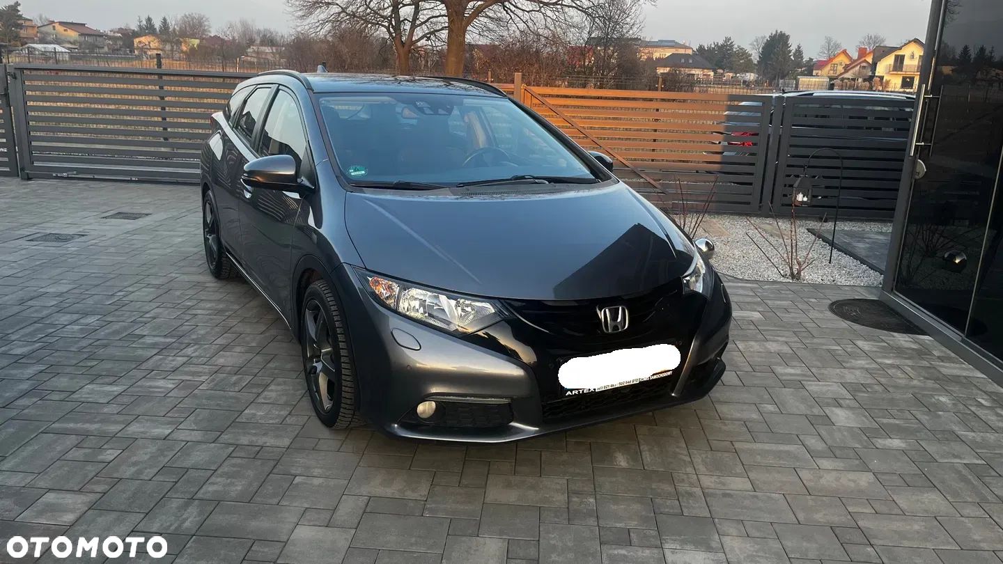 Honda Civic 1.6 i-DTEC Comfort Black Edition - 1