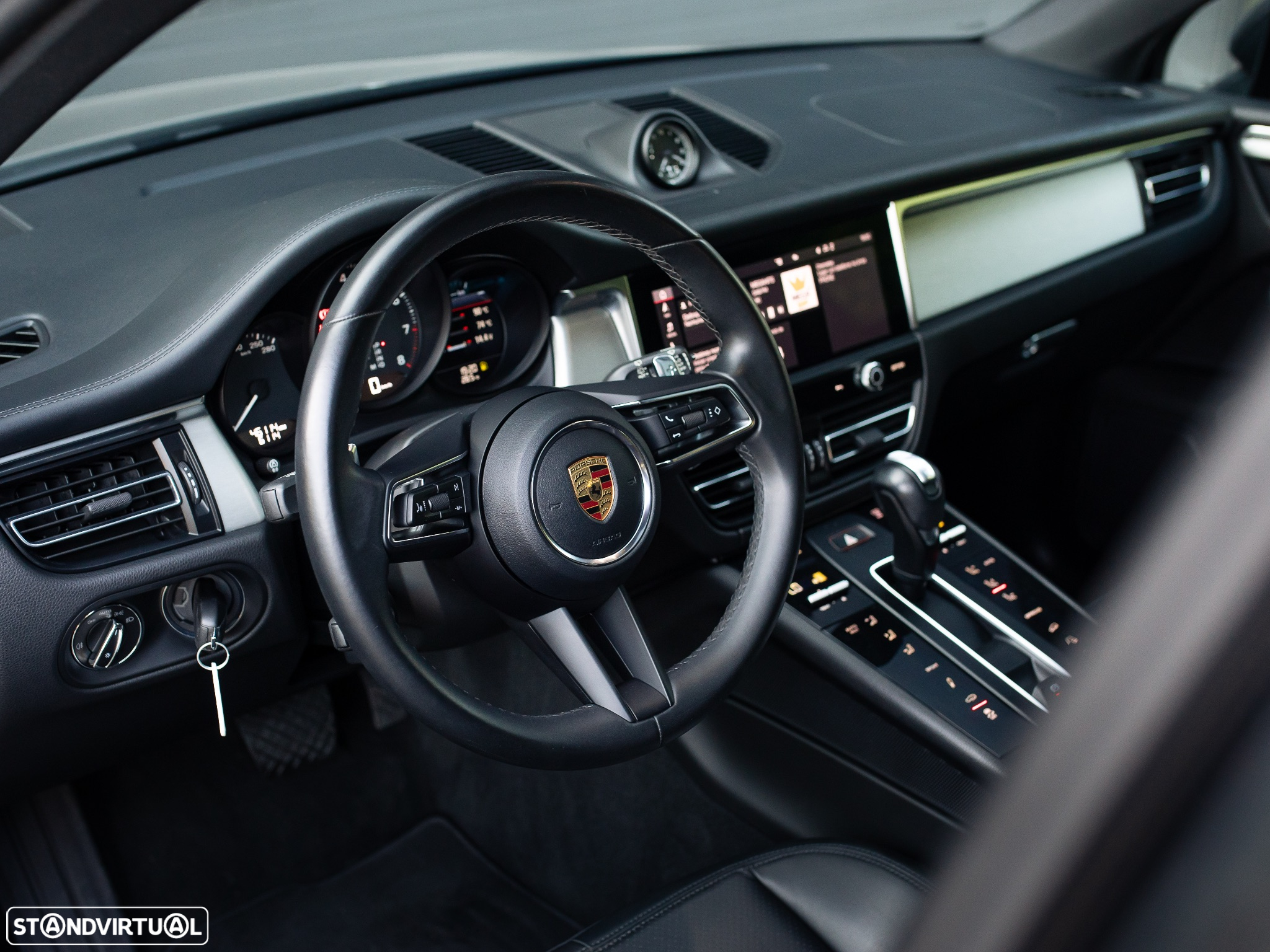 Porsche Macan Standard - 26
