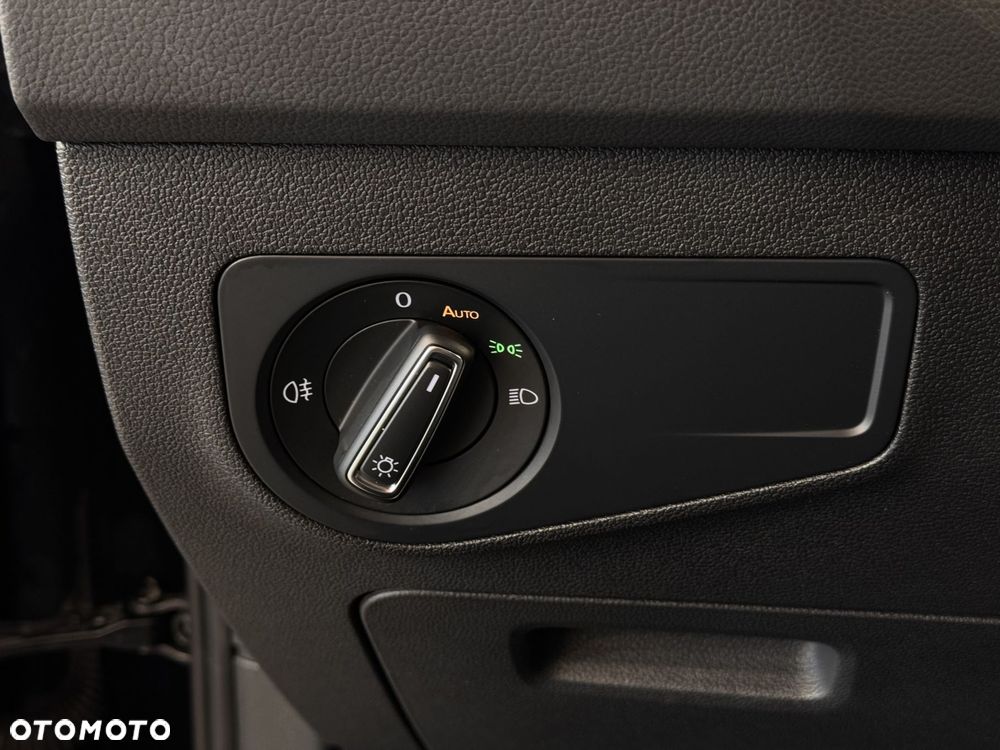 Volkswagen Tiguan - 19