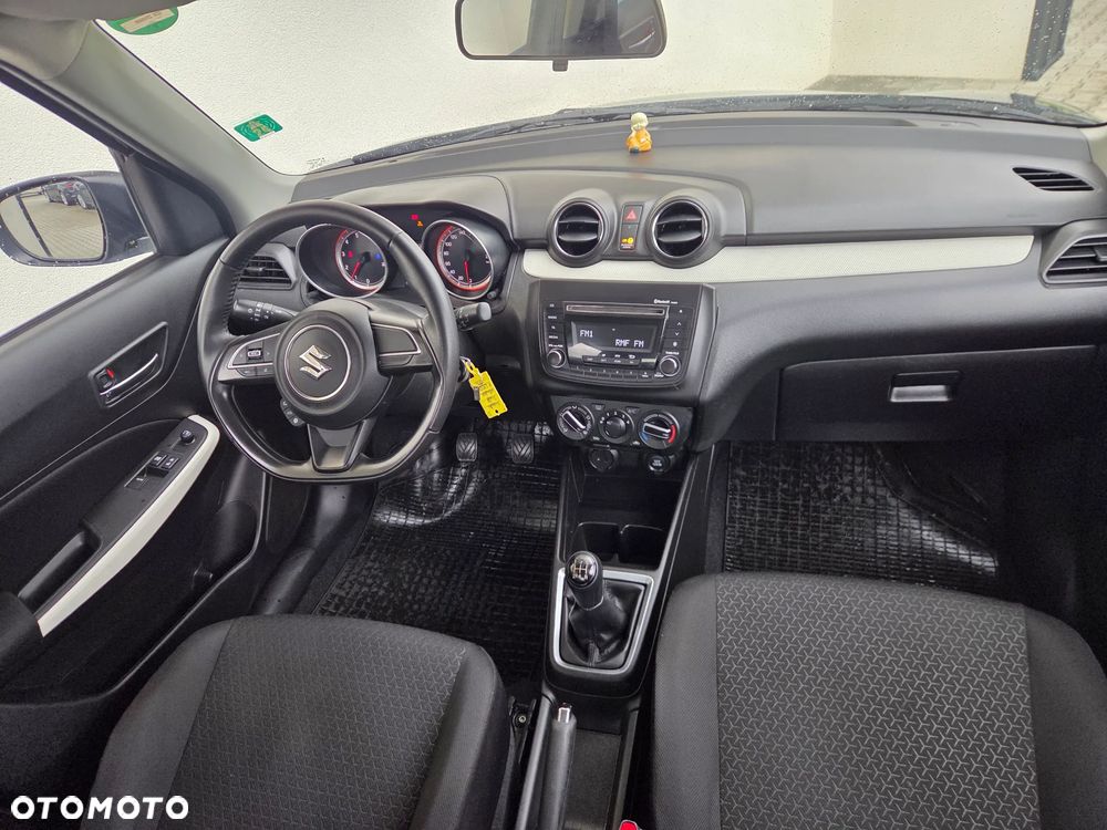 Suzuki Swift - 9