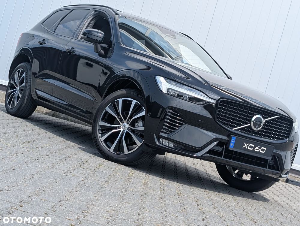 Volvo XC 60 B5 B AWD Ultimate Dark - 8