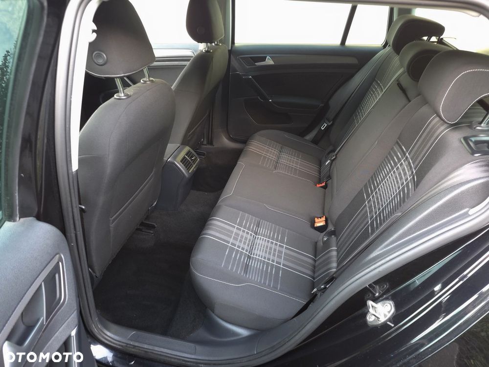 Volkswagen Golf 1.4 TSI BMT Highline - 9