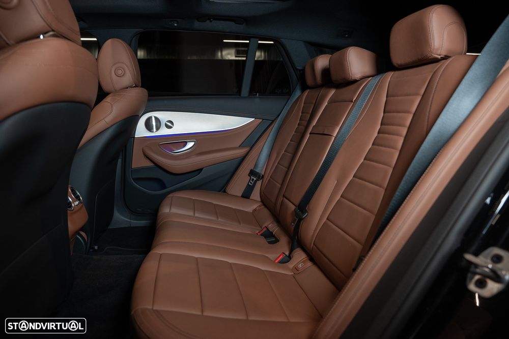 Mercedes-Benz E 300 e AMG Line - 25