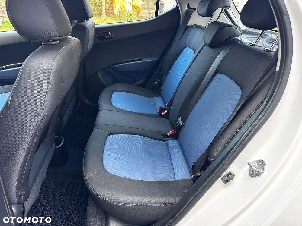 Hyundai i10 1.2 Fifa World Cup Edition - 28