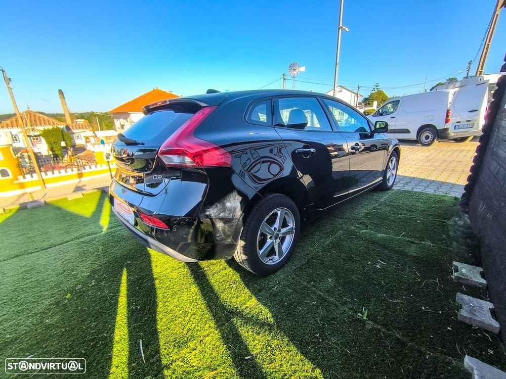 Volvo V40 2.0 D2 Kinetic - 3