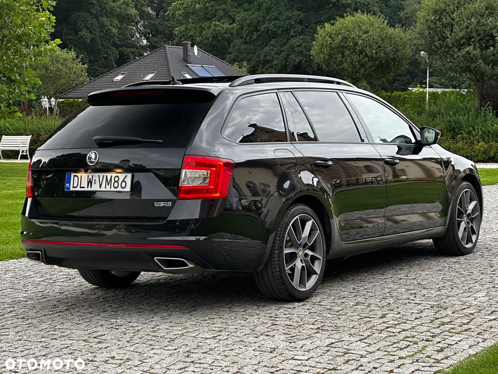 Skoda Octavia 2.0 TDI RS DSG - 3
