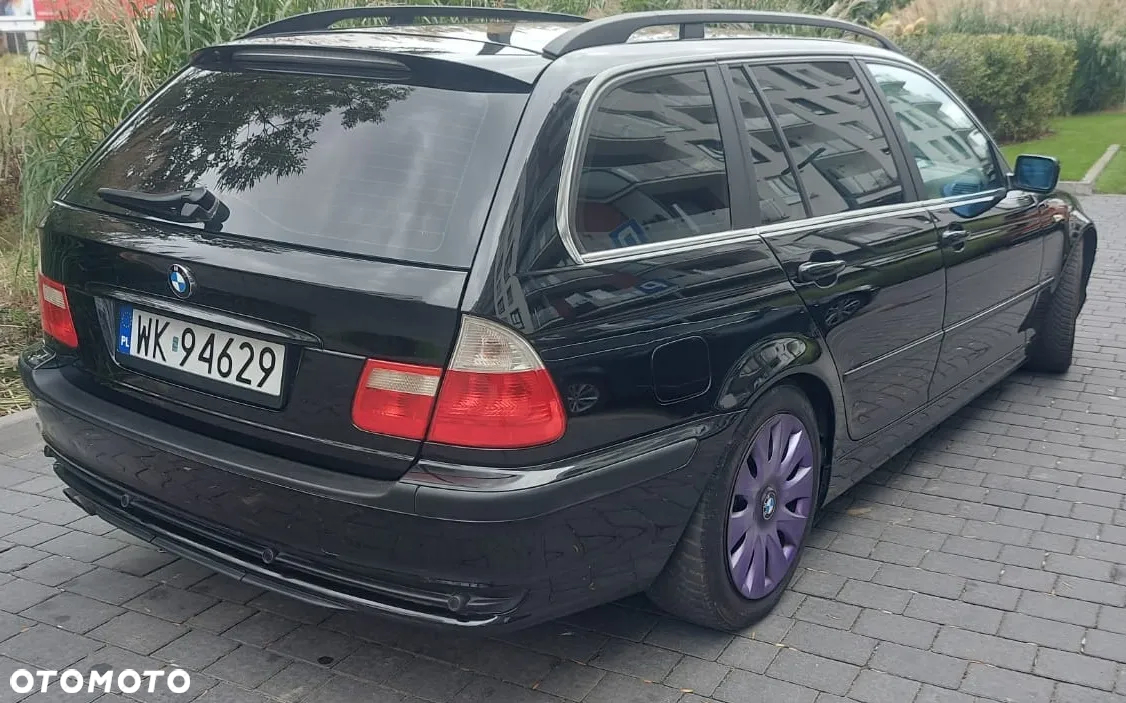 BMW Seria 3 320i Touring - 6