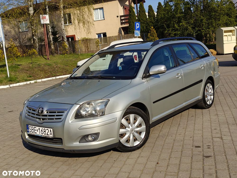 Toyota Avensis 2.0 D-4D Sol Premium - 2