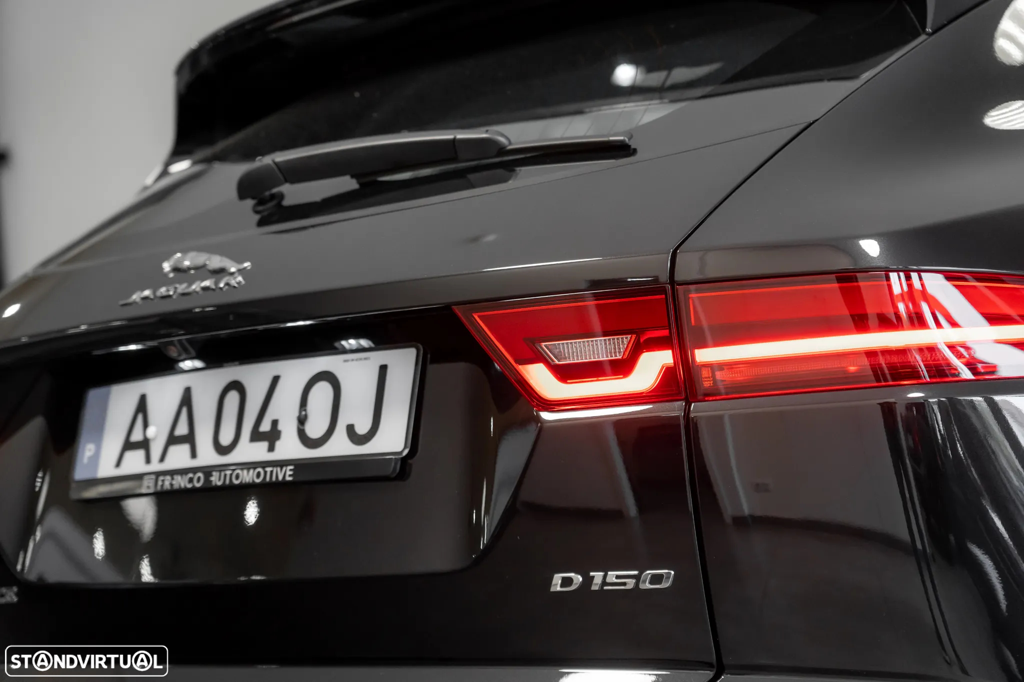 Jaguar E-Pace 2.0 i4D - 8