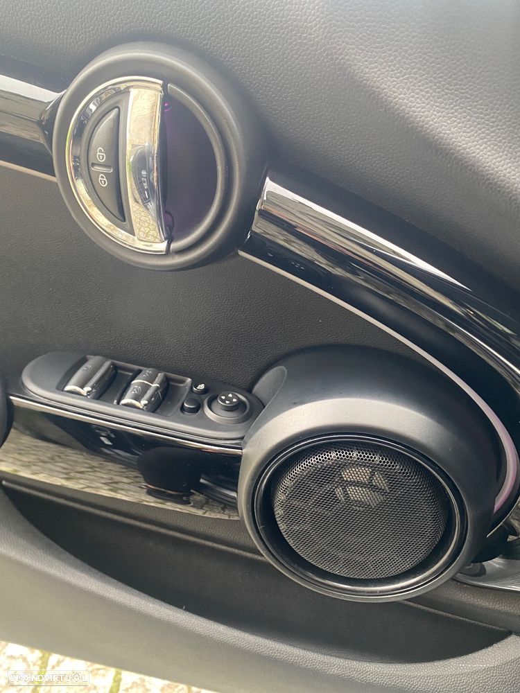 MINI Cabrio Cooper Premium Plus Essential Auto - 45