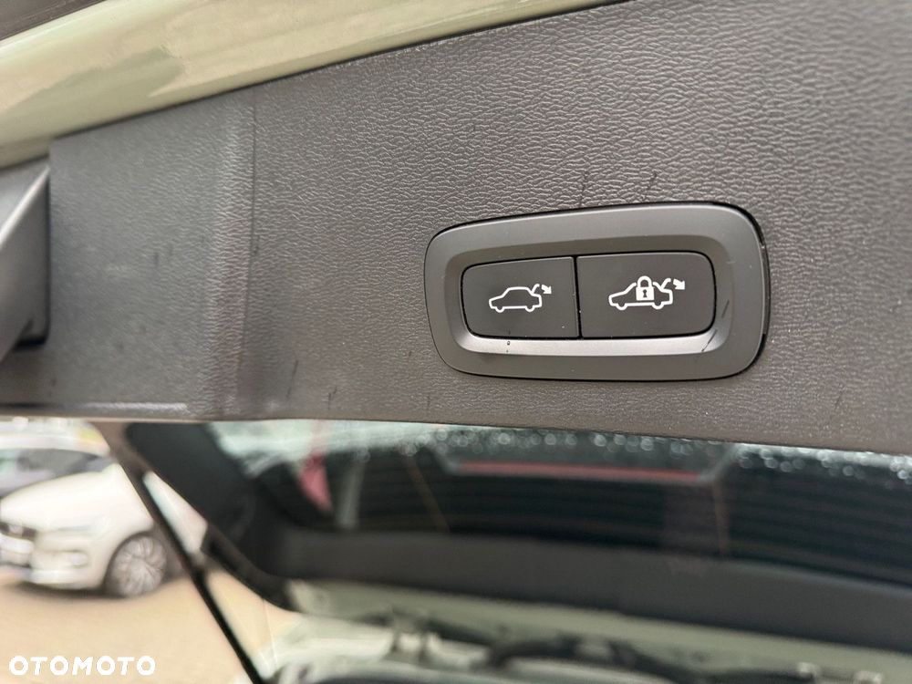 Volvo XC 40 - 28