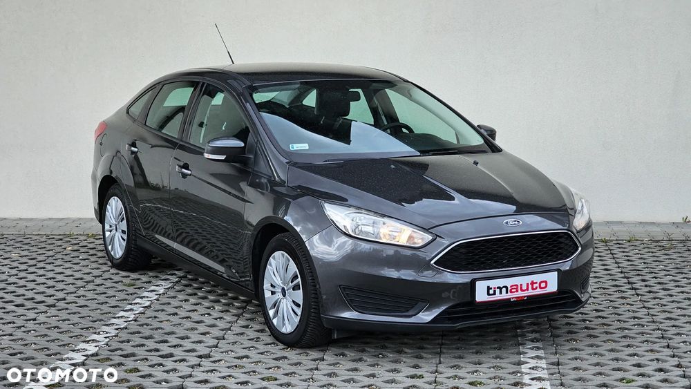 Ford Focus 1.6 Trend - 24
