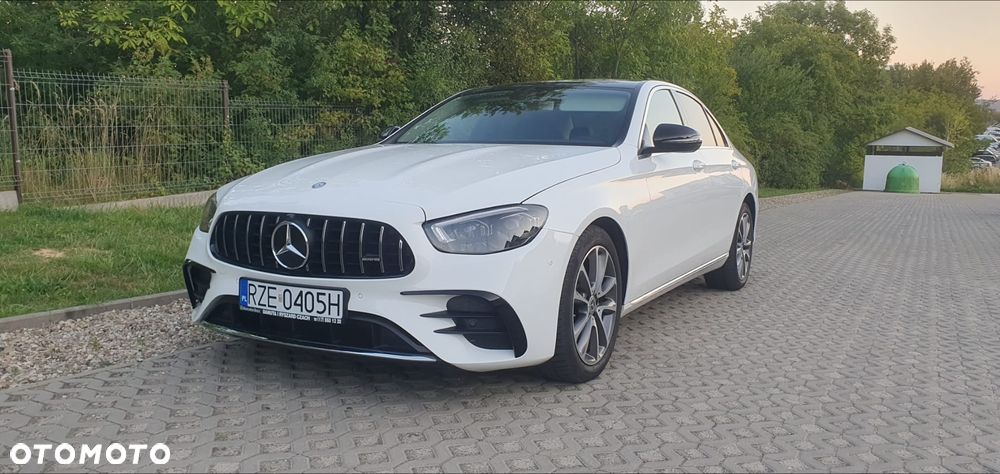Mercedes-Benz Klasa E 220 d Business Edition 9G-TRONIC - 1