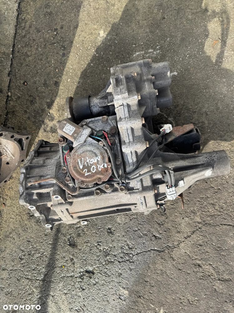 Grand Vitara II 2,0 16V reduktor skrzyni biegów - 3