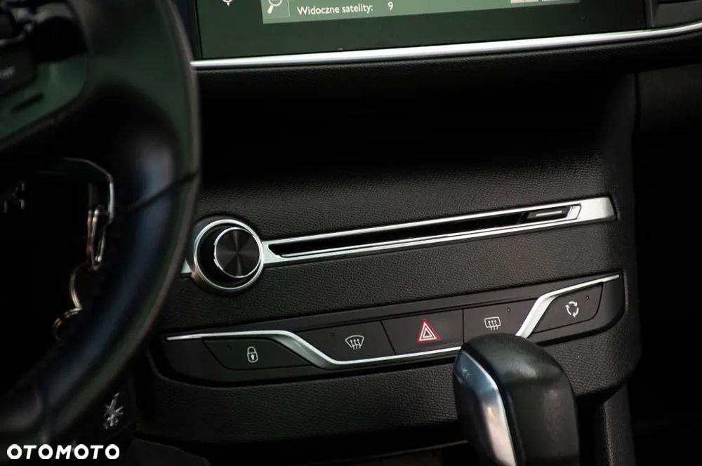 Peugeot 308 BlueHDi 150 Automatik Stop & Start Allure - 36