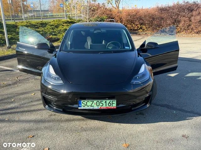 Tesla Model 3 - 2