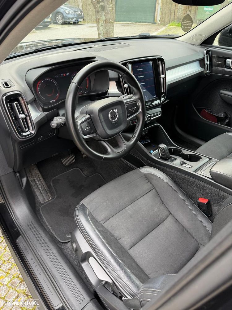 Volvo XC 40 2.0 D3 Momentum Geartronic - 7