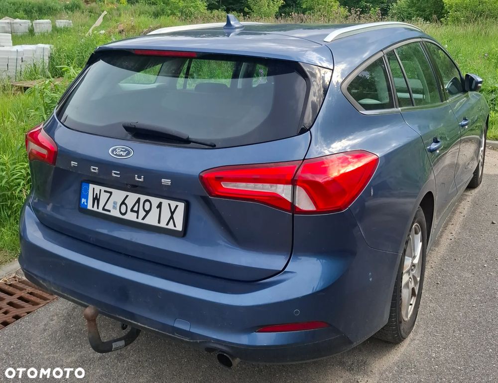 Ford Focus 1.5 TDCi SYNC Edition - 3