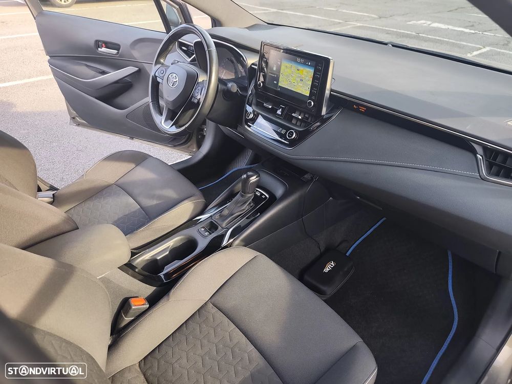 Toyota Corolla Touring Sports - 15