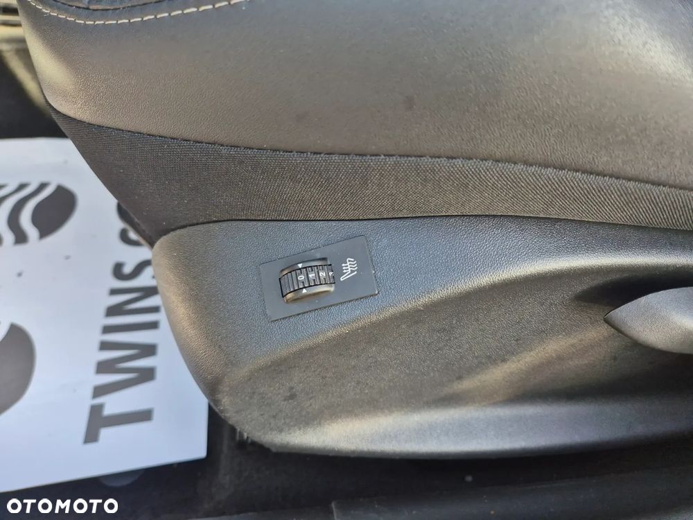 Peugeot 2008 PureTech 110 Stop&Start Allure - 26