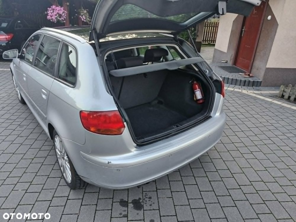 Audi A3 Sportback 2.0 TDI DPF Ambition - 11