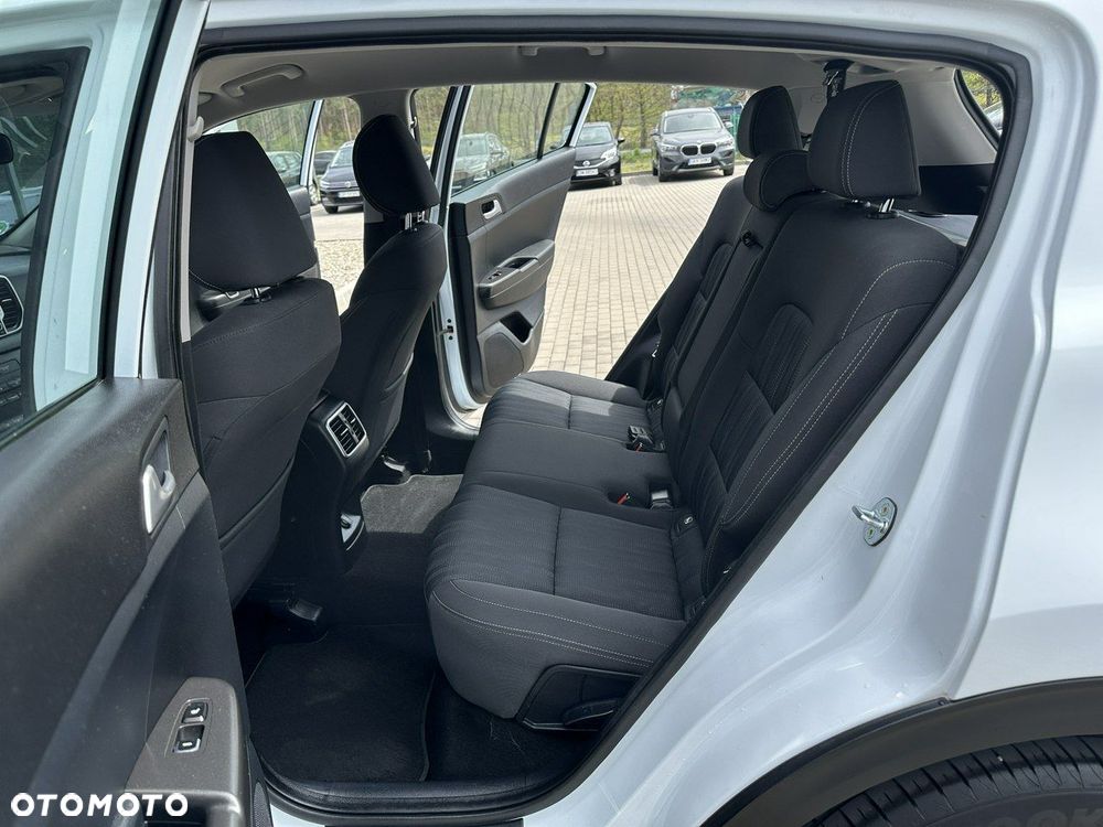 Kia Sportage 1.6 GDI L 2WD - 12