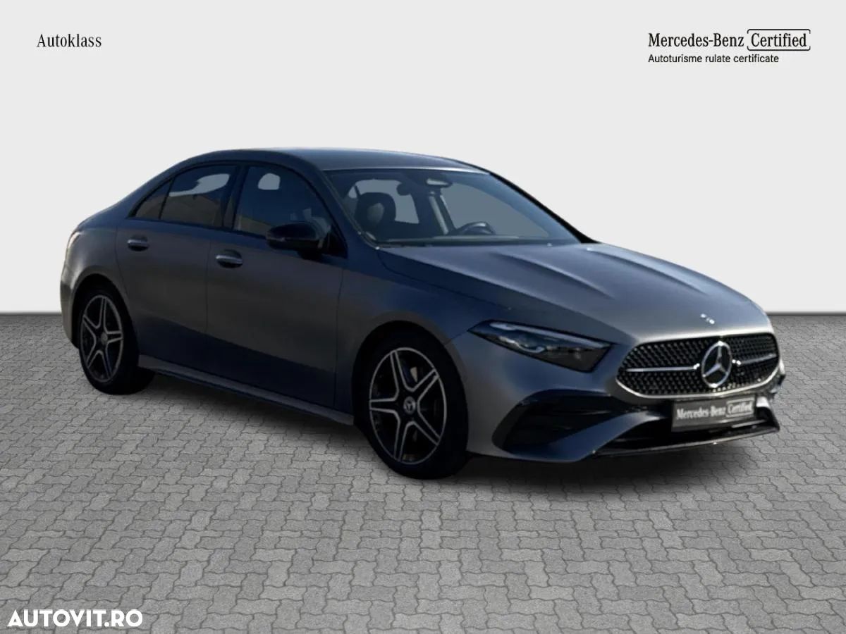 Mercedes-Benz A 220 4MATIC MHEV 8G-DCT Sedan - 1