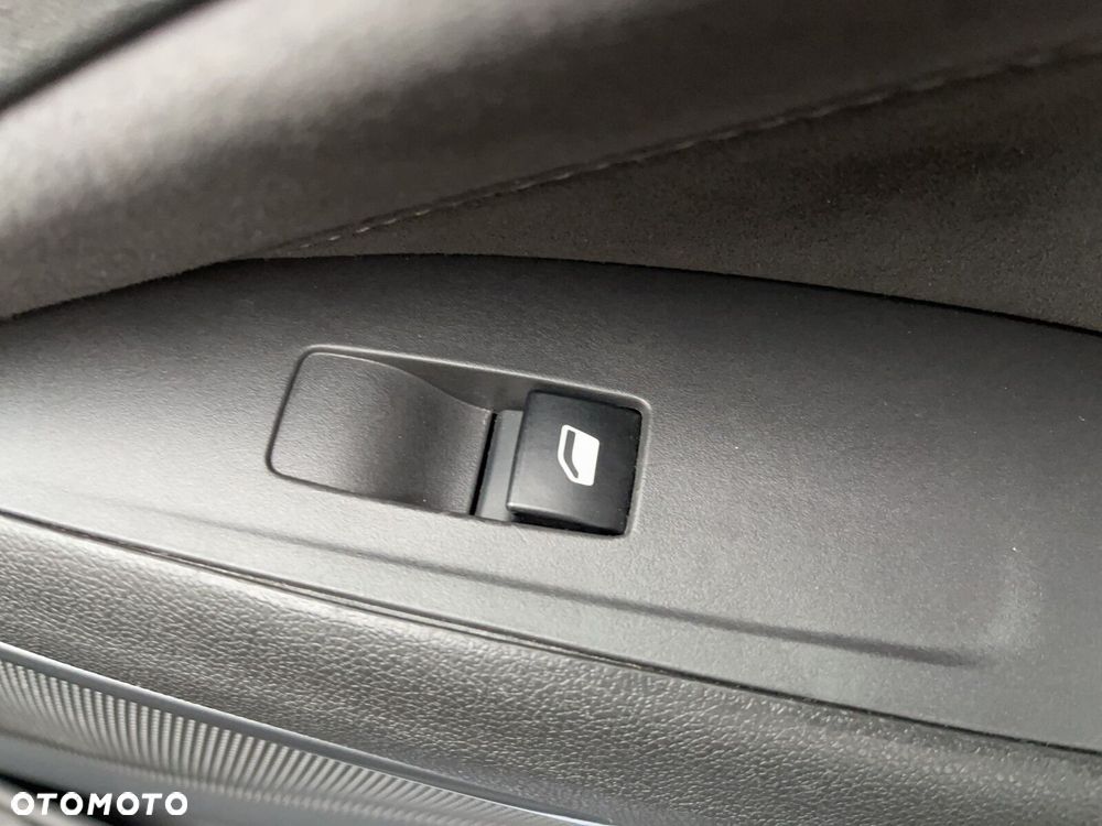 Opel Crossland X - 20