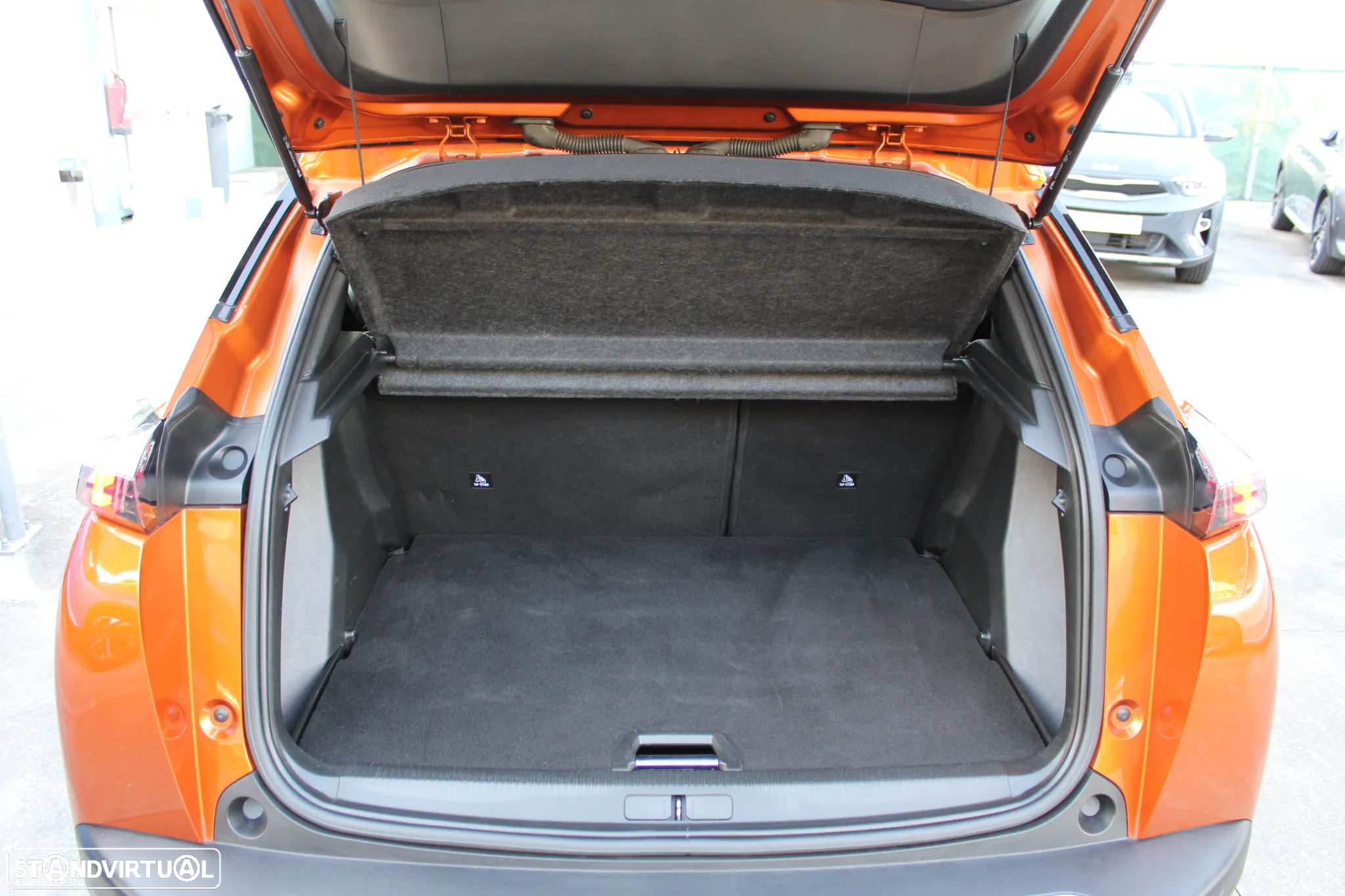 Peugeot 2008 1.2 PureTech Allure Pack - 50