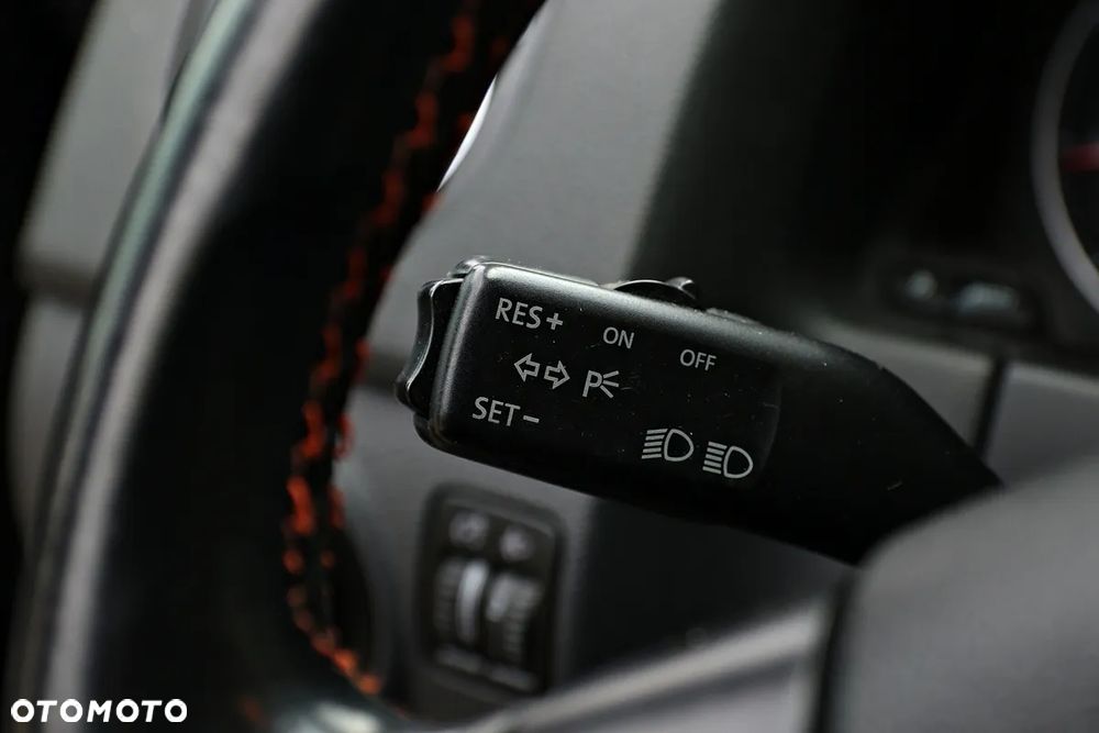 Volkswagen Golf Plus 1.6 Goal - 24