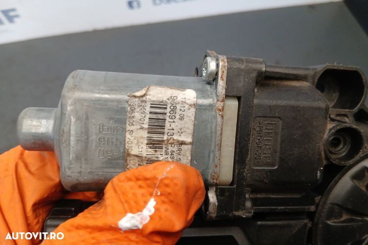 Motoras macara geam fata stanga 3C0959793A 3C0959701A 3C0959793A 3C09 - 5