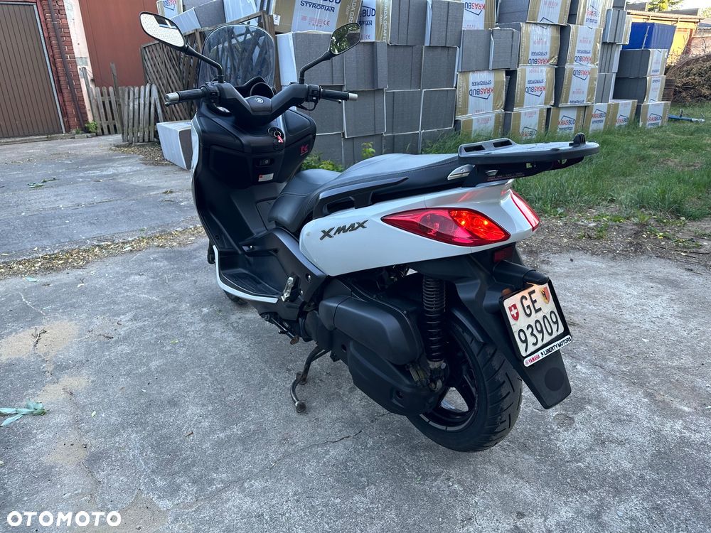 Yamaha X-max - 7