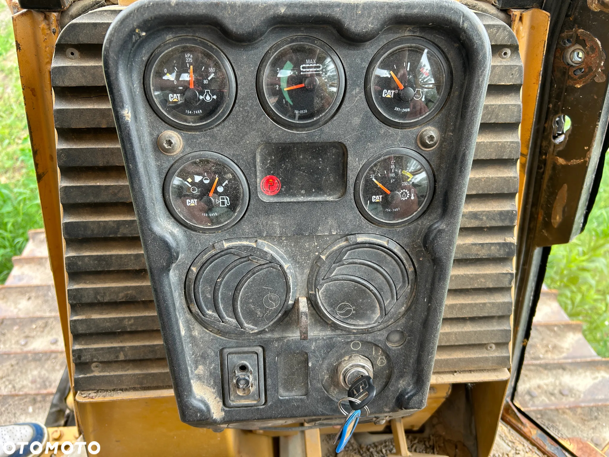 Caterpillar D4G XL - 24