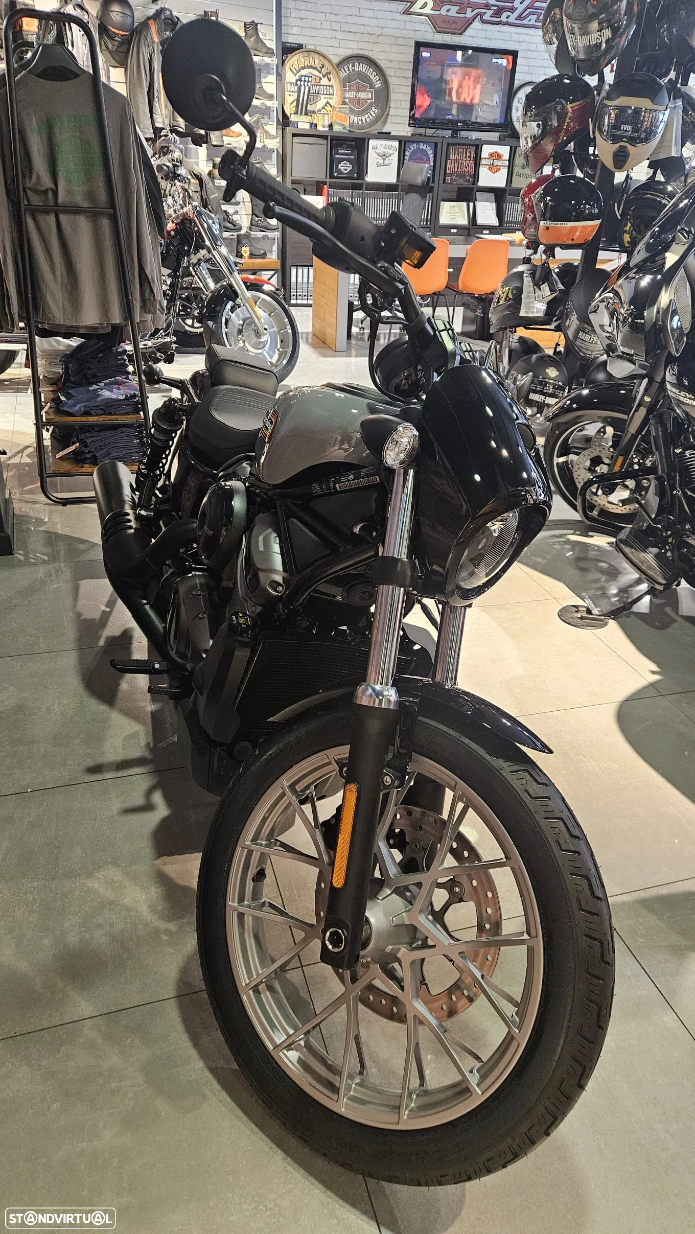 Harley-Davidson Sportster Nightster Special - 9