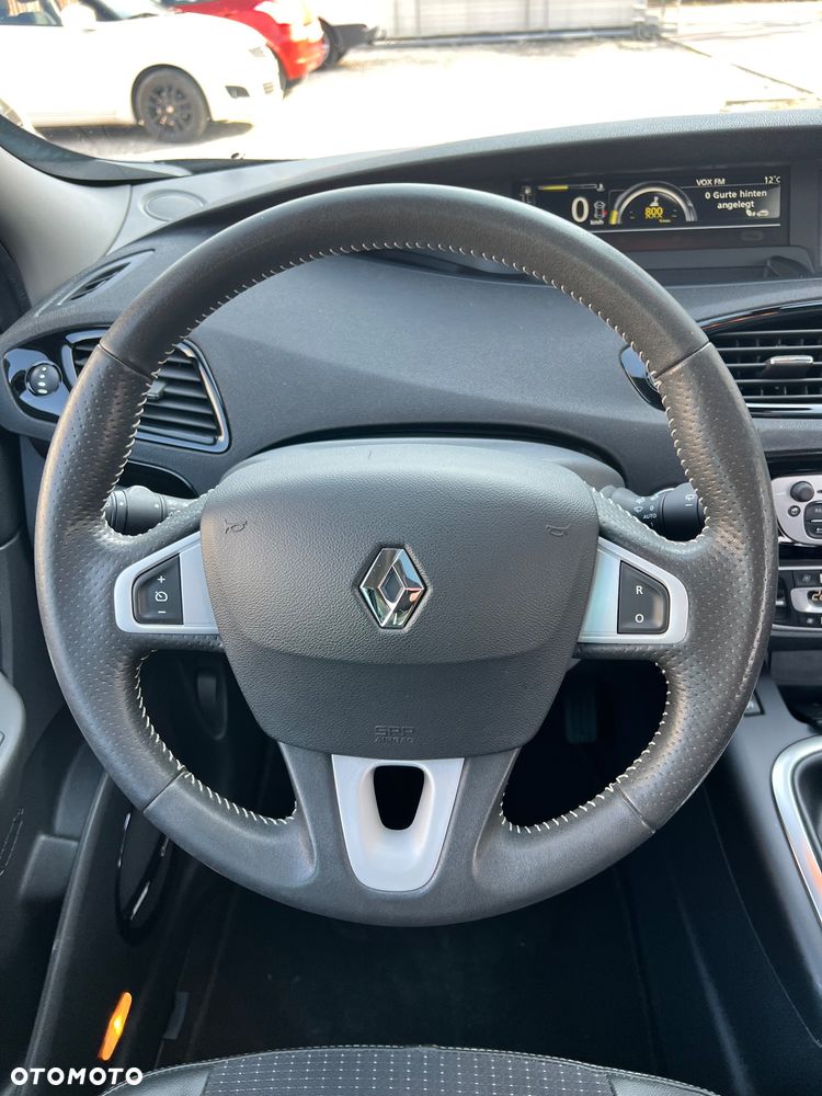 Renault Scenic ENERGY TCe 115 Bose Edition - 15