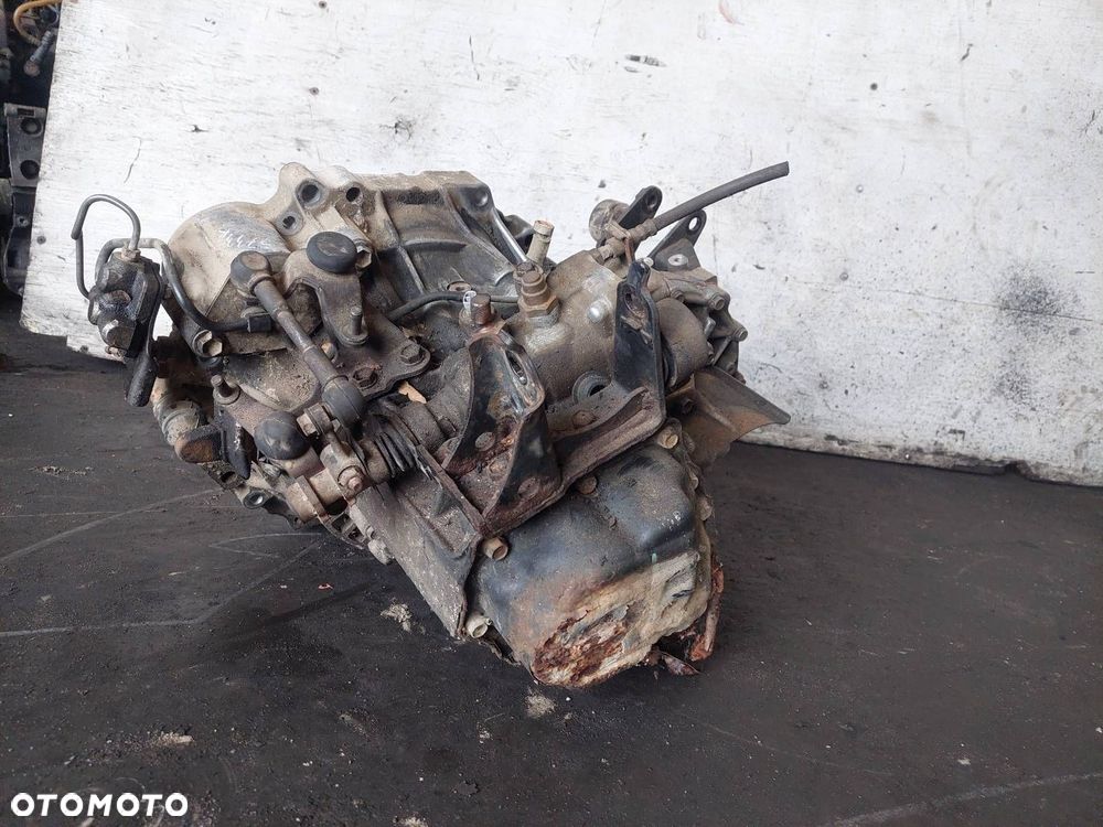 SKRZYNIA BIEGÓW TOYOTA AVENSIS VERSO I 2.0 D4D MANUAL 5 BIEGÓW - 3