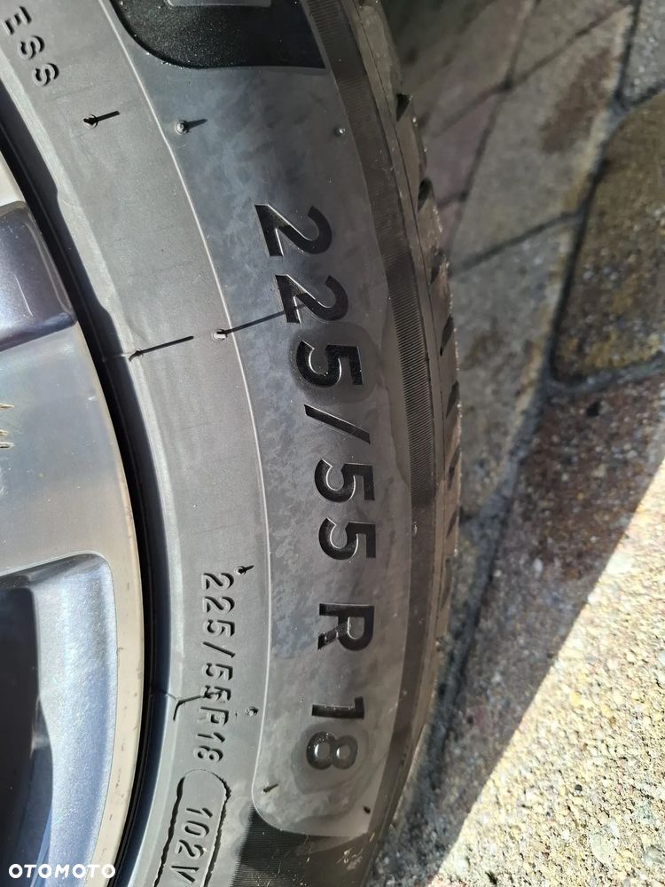 Peugeot 5008 PureTech 130 Stop & Start GPF EAT8 Allure - 26