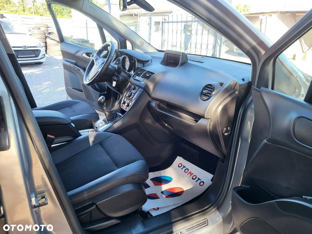 Opel Meriva - 17