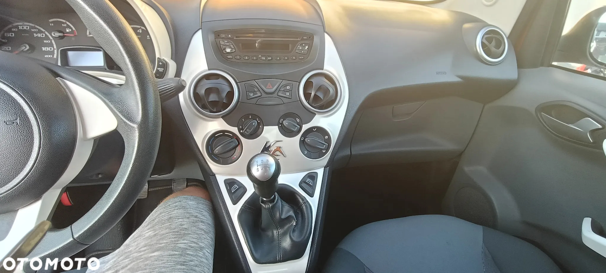 Ford KA - 8