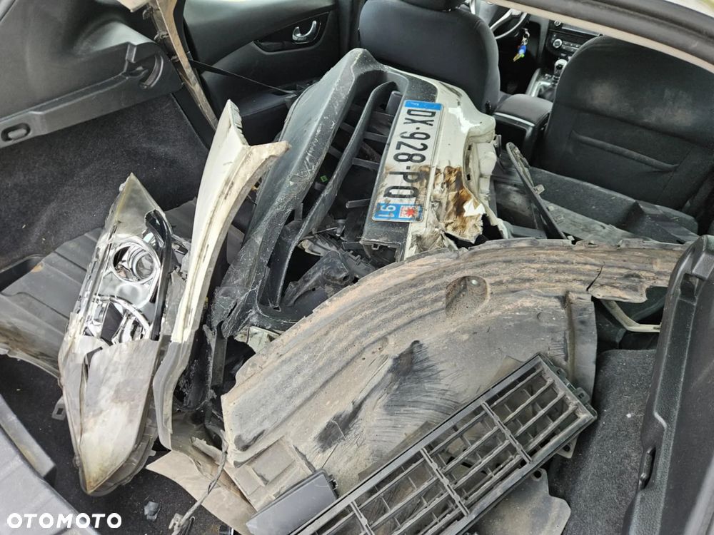 Nissan Qashqai 1.5 dCi Tekna - 19