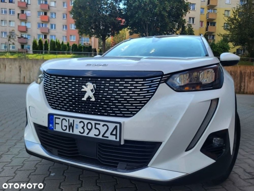Peugeot 2008 BlueHDi 110 Allure - 4