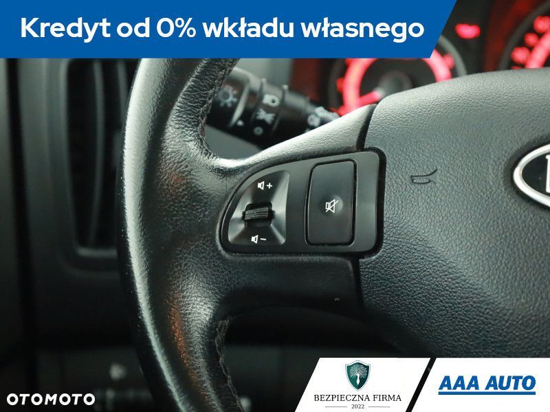 Kia Ceed - 13