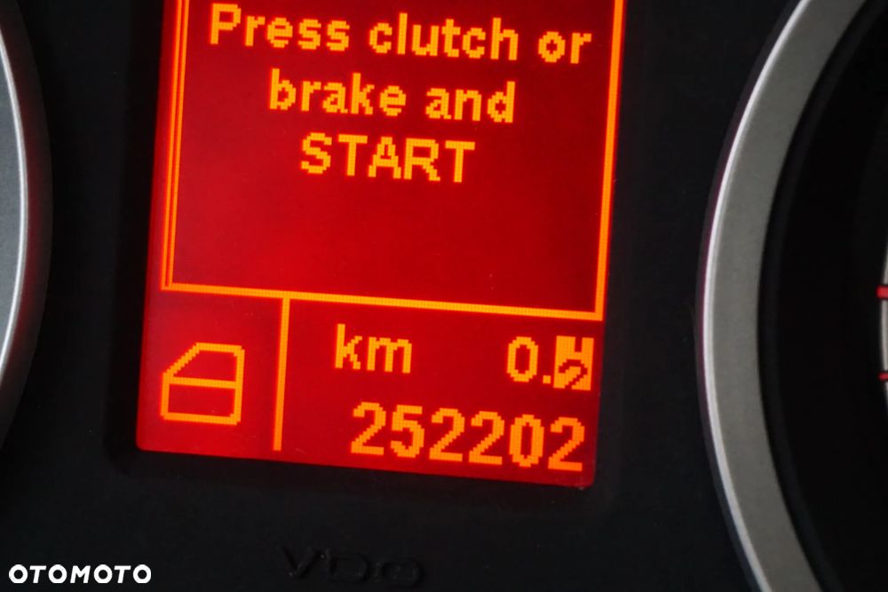 Alfa Romeo 159 1.9 JTDM 16V DPF Distinctive - 21