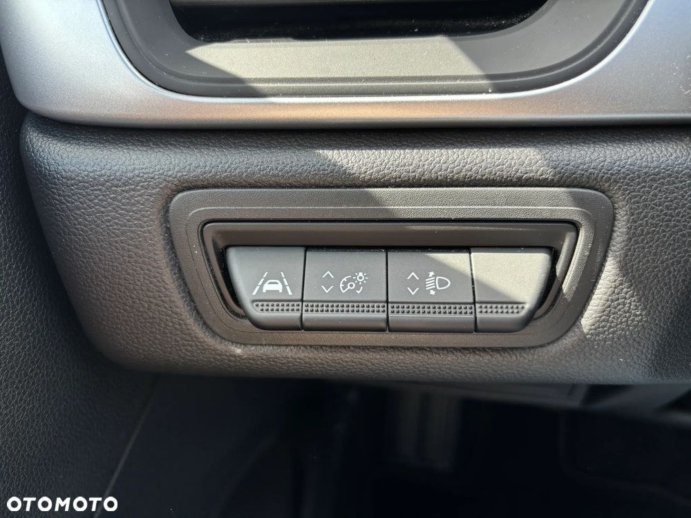 Renault Captur 1.0 TCe Equilibre - 19