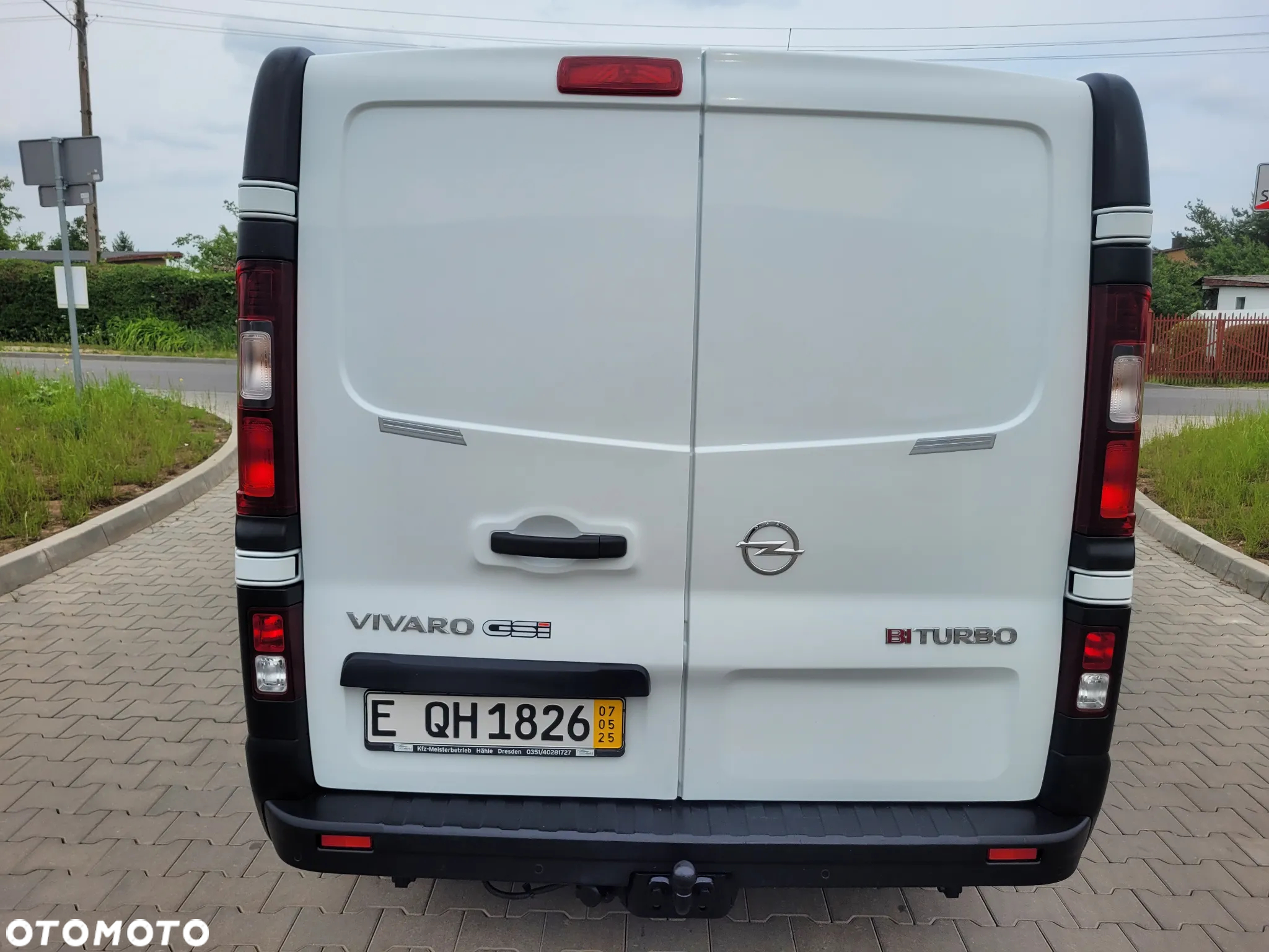 Opel Vivaro long - 8