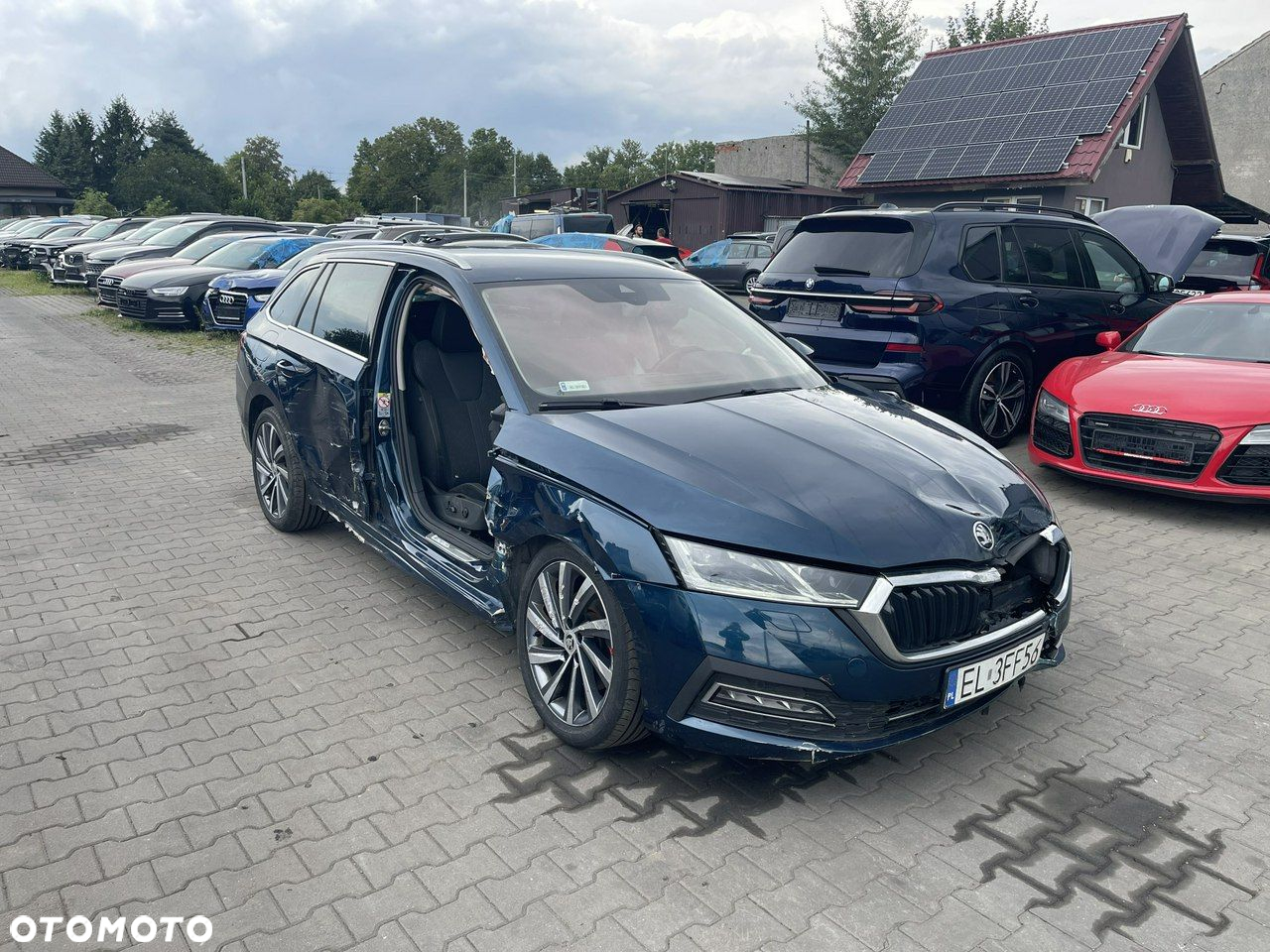 Skoda Octavia Combi 2.0 TDI DSG 4x4 RS - 3