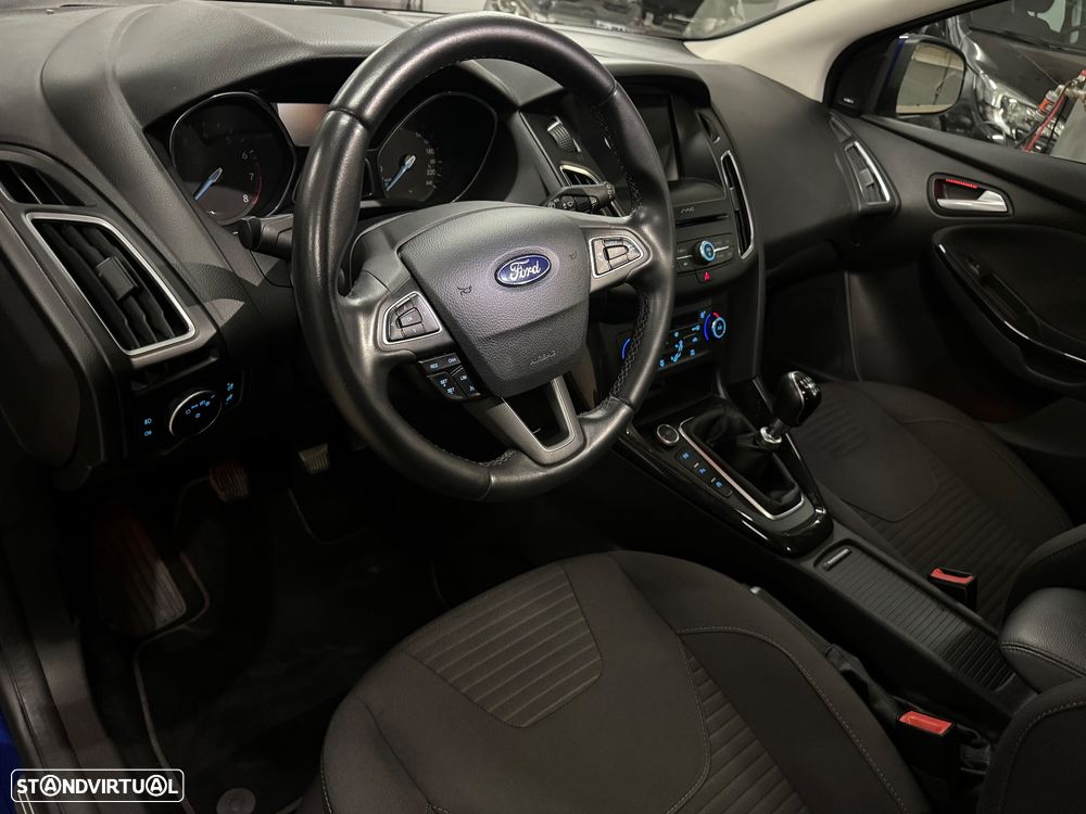 Ford Focus 1.0 EcoBoost Titanium - 15