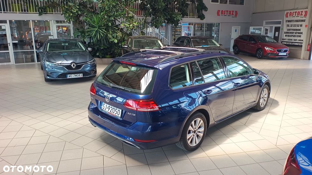 Volkswagen Golf - 3