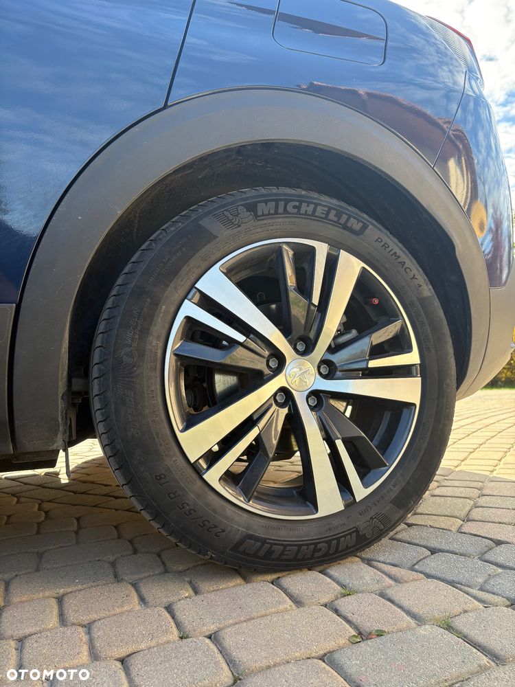 Peugeot 3008 1.6 PureTech GPF Allure S&S EAT8 - 16