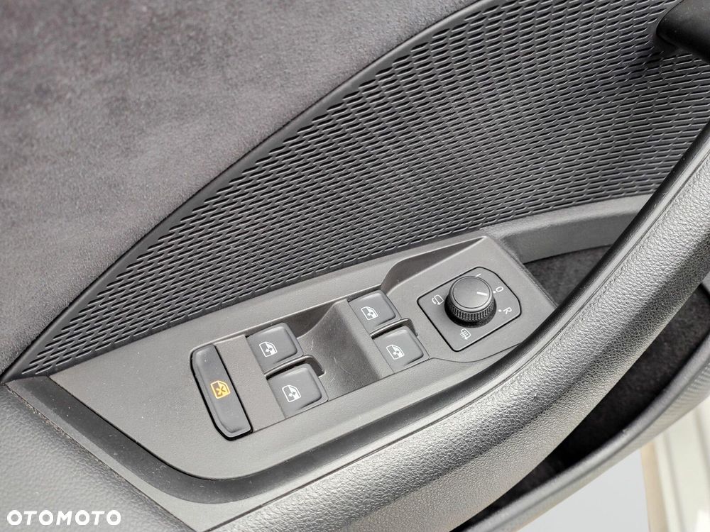 Skoda Octavia 2.0 TDI RS DSG - 15